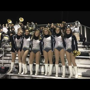 Meet your Posher, Kenzie